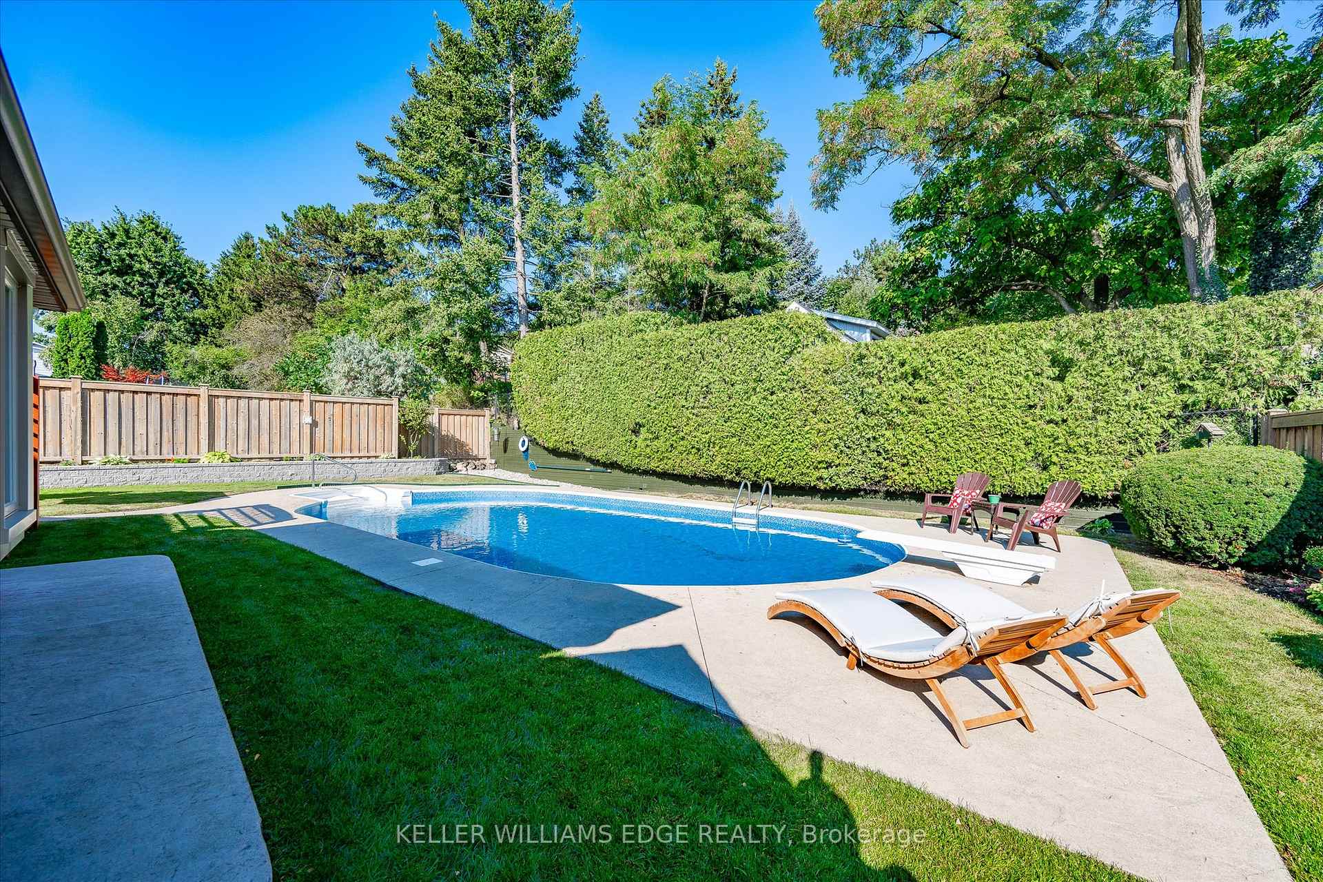 Photo 46 of 2105 Agincourt Crescent, Burlington, Tyandaga — HOMEH