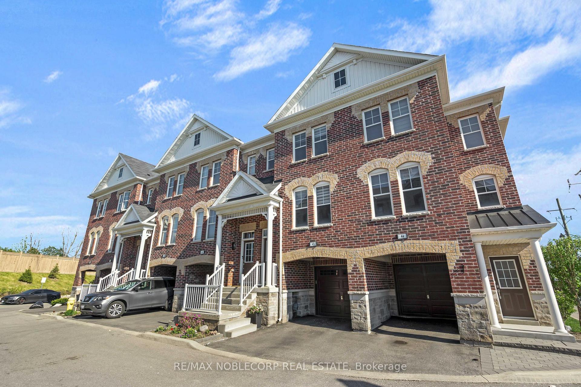 Photo 1 of Unit 45, 10 Porter Avenue W, Vaughan, West Woodbridge — HOMEH