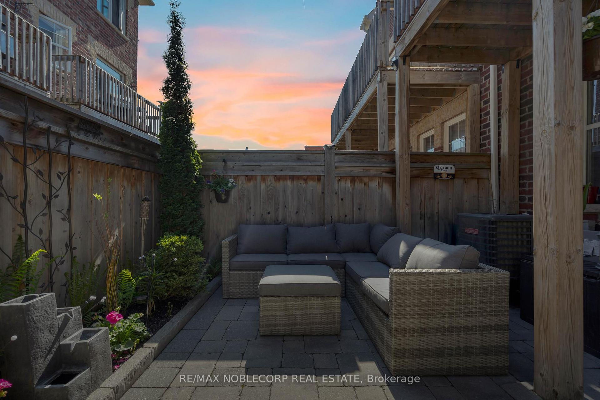 Photo 36 of Unit 45, 10 Porter Avenue W, Vaughan, West Woodbridge — HOMEH