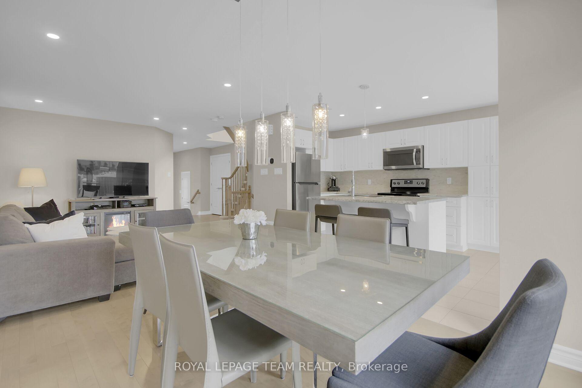 Photo 35 of 204 Clonrush Way, Ottawa, Kanata - Kanata Lakes/Heritage Hills — HOMEH