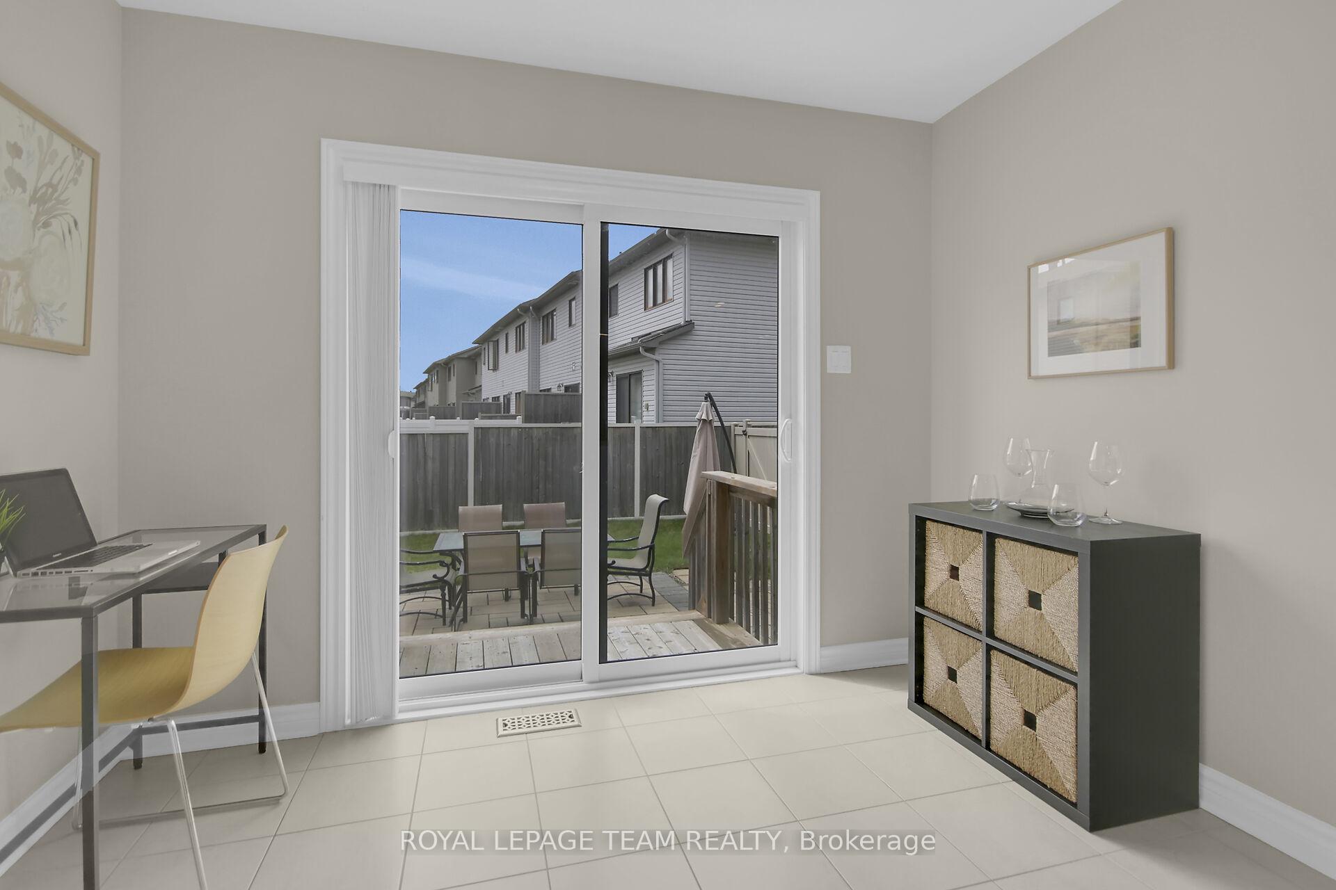 Photo 27 of 204 Clonrush Way, Ottawa, Kanata - Kanata Lakes/Heritage Hills — HOMEH