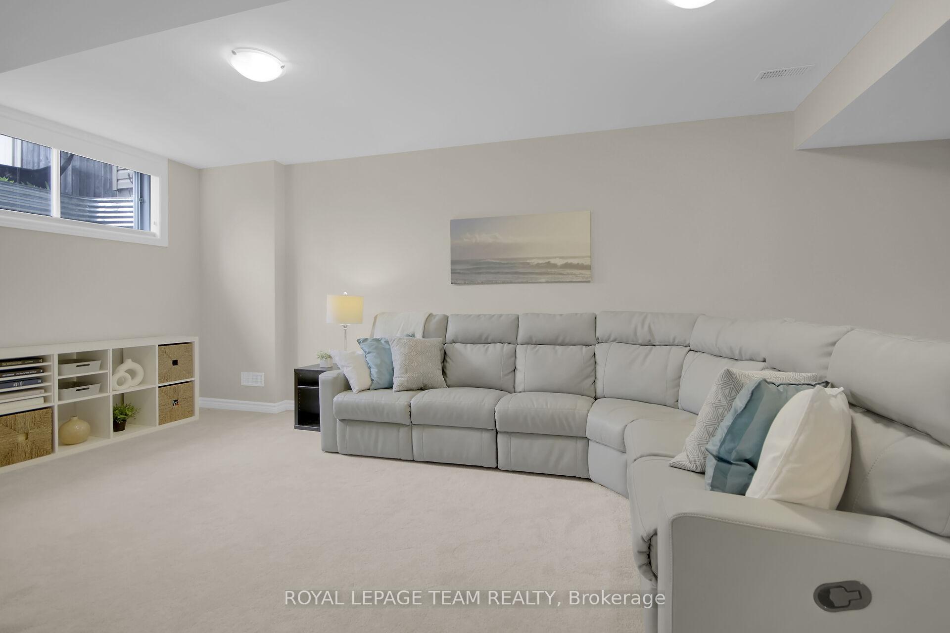 Photo 34 of 204 Clonrush Way, Ottawa, Kanata - Kanata Lakes/Heritage Hills — HOMEH