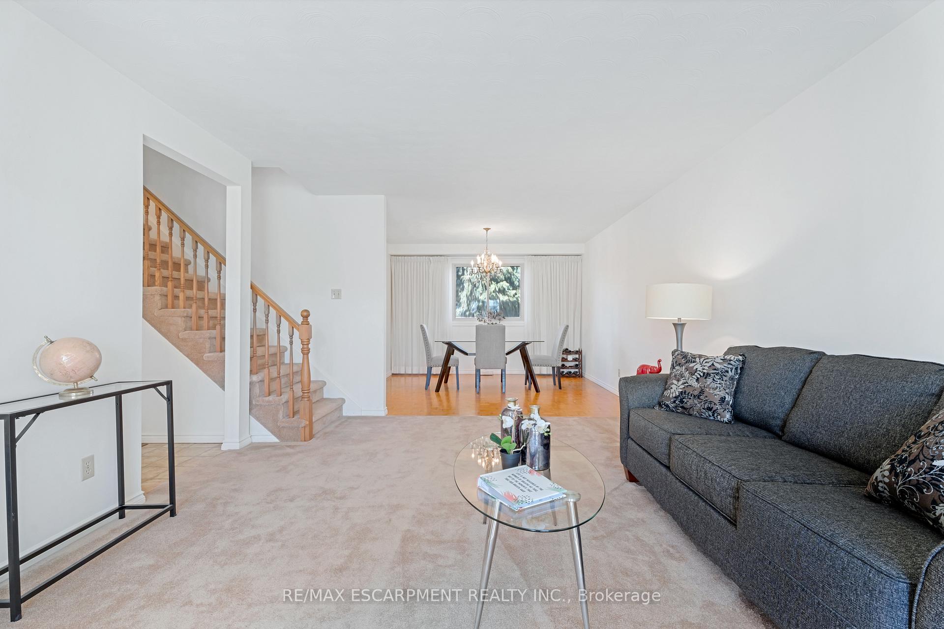 Photo 14 of 6 Memorial Avenue, Hamilton, Stoney Creek — HOMEH