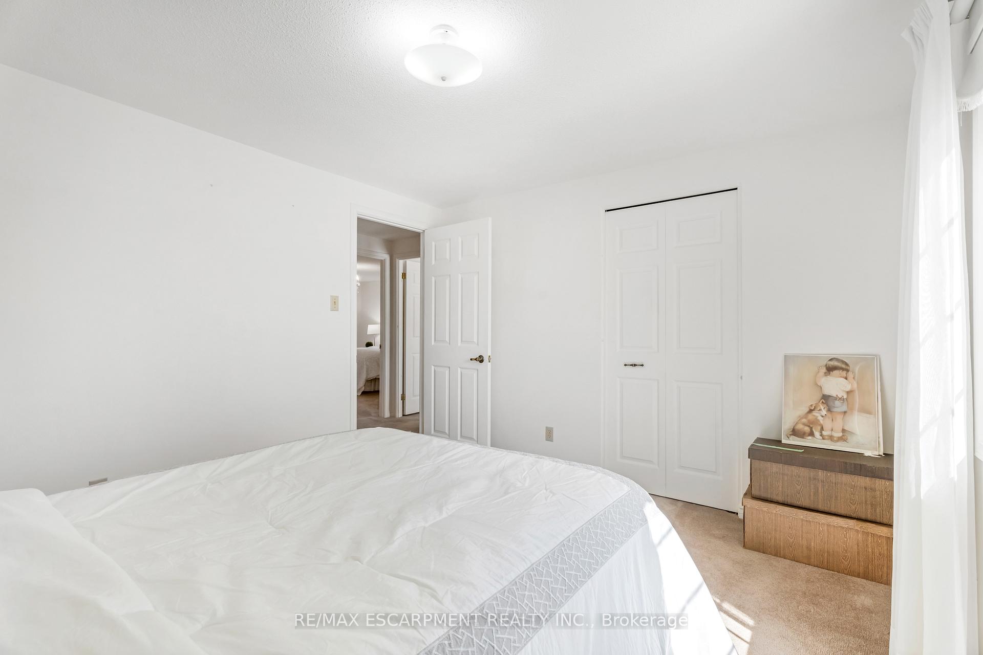 Photo 20 of 6 Memorial Avenue, Hamilton, Stoney Creek — HOMEH