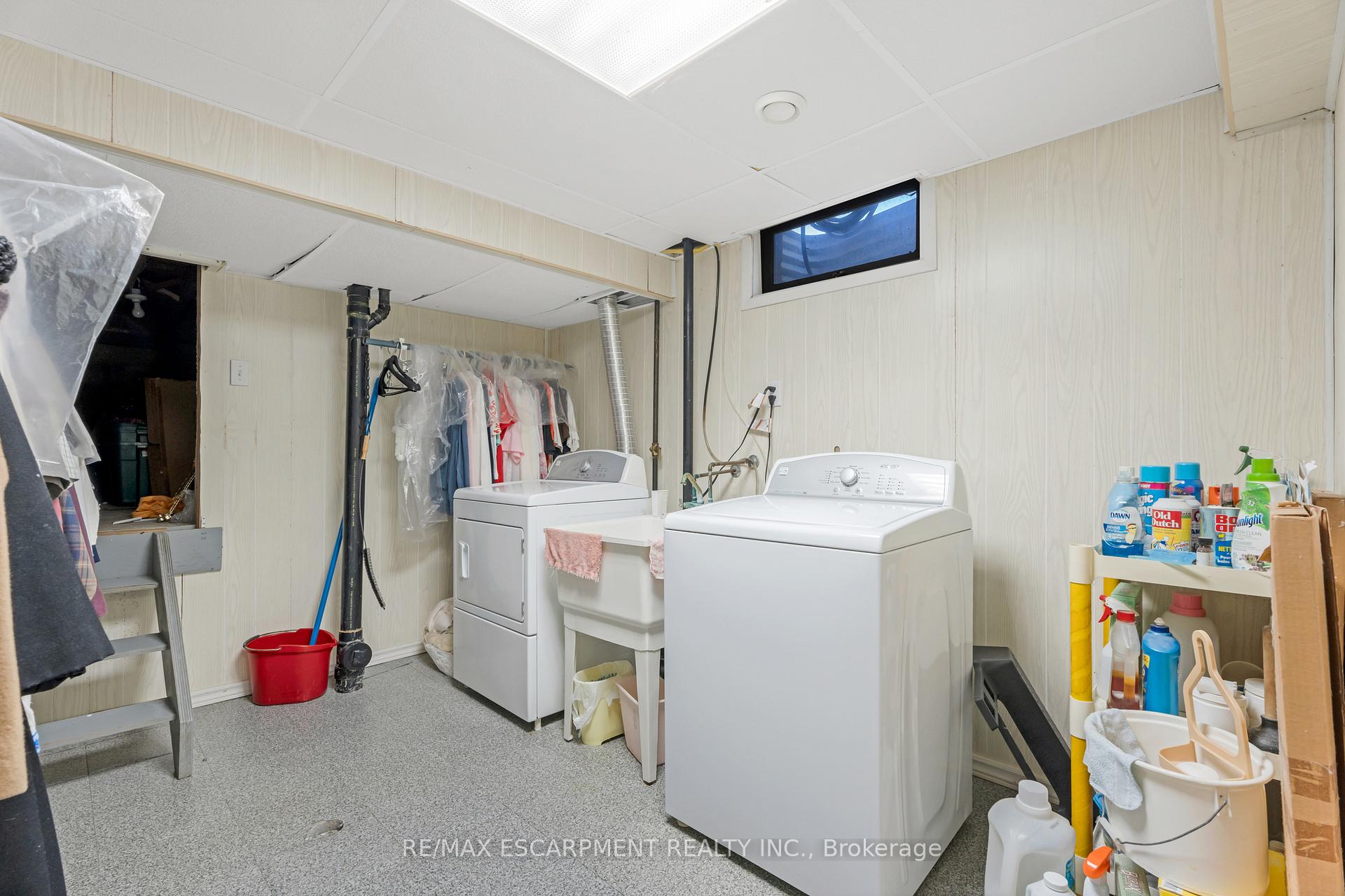 Photo 19 of 6 Memorial Avenue, Hamilton, Stoney Creek — HOMEH