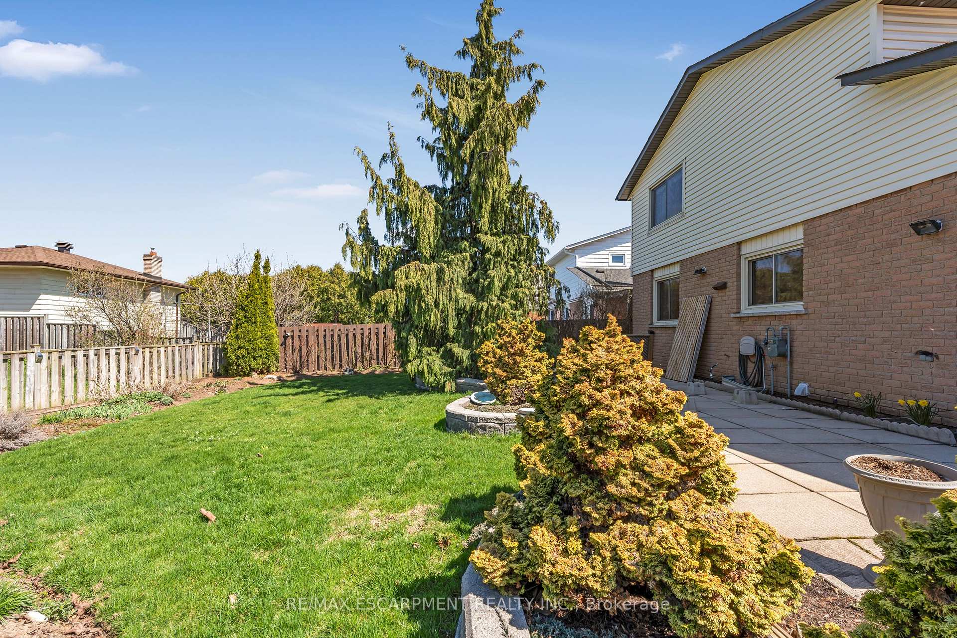 Photo 35 of 6 Memorial Avenue, Hamilton, Stoney Creek — HOMEH