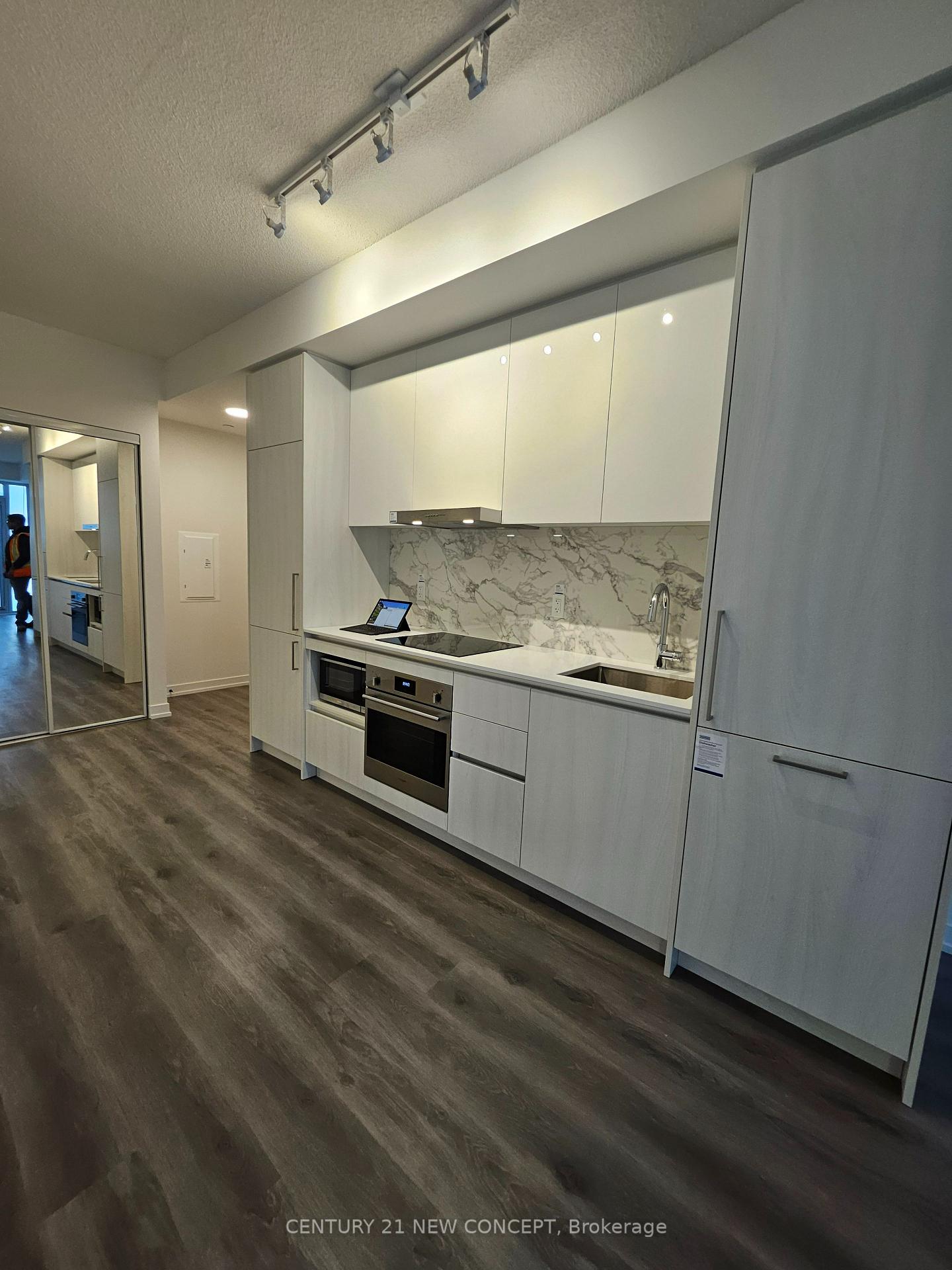 Photo 10 of Unit 1715, 225 Commerce Street, Vaughan, Vaughan Corporate Centre — HOMEH