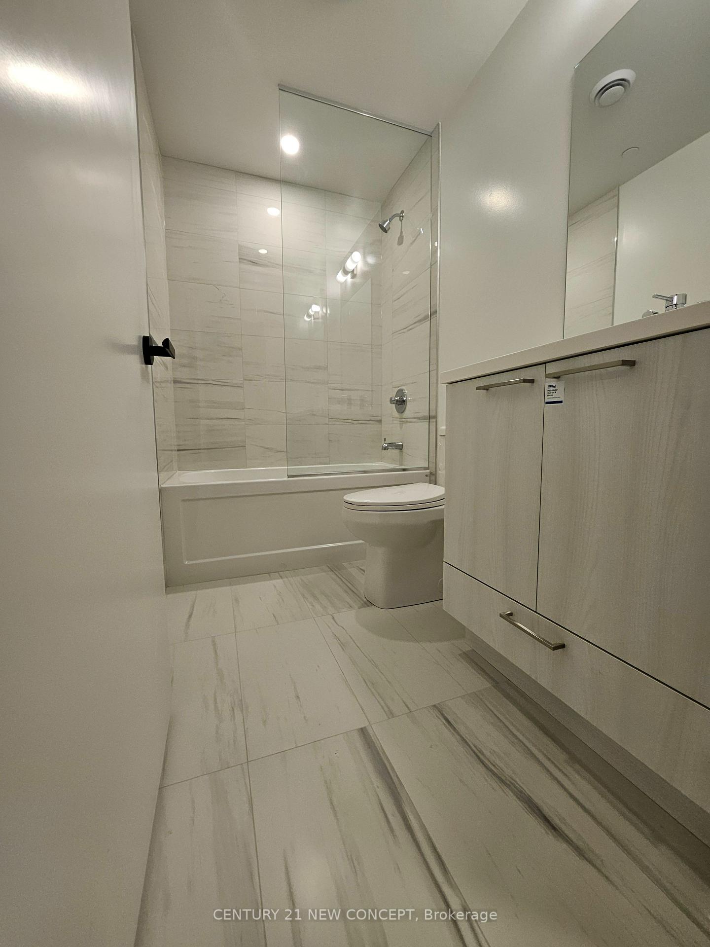 Photo 2 of Unit 1715, 225 Commerce Street, Vaughan, Vaughan Corporate Centre — HOMEH