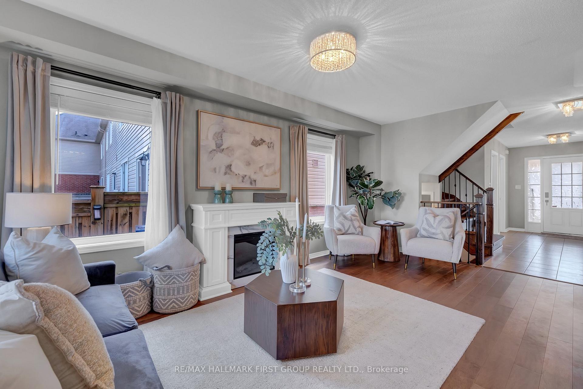 Photo 8 of 78 Richard Davies Crescent, Clarington, Bowmanville — HOMEH