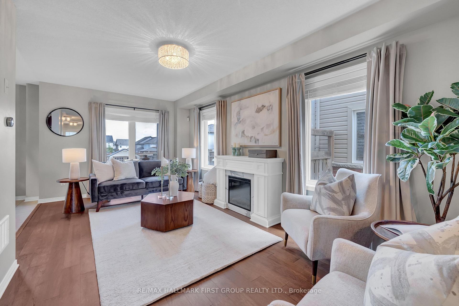 Photo 7 of 78 Richard Davies Crescent, Clarington, Bowmanville — HOMEH