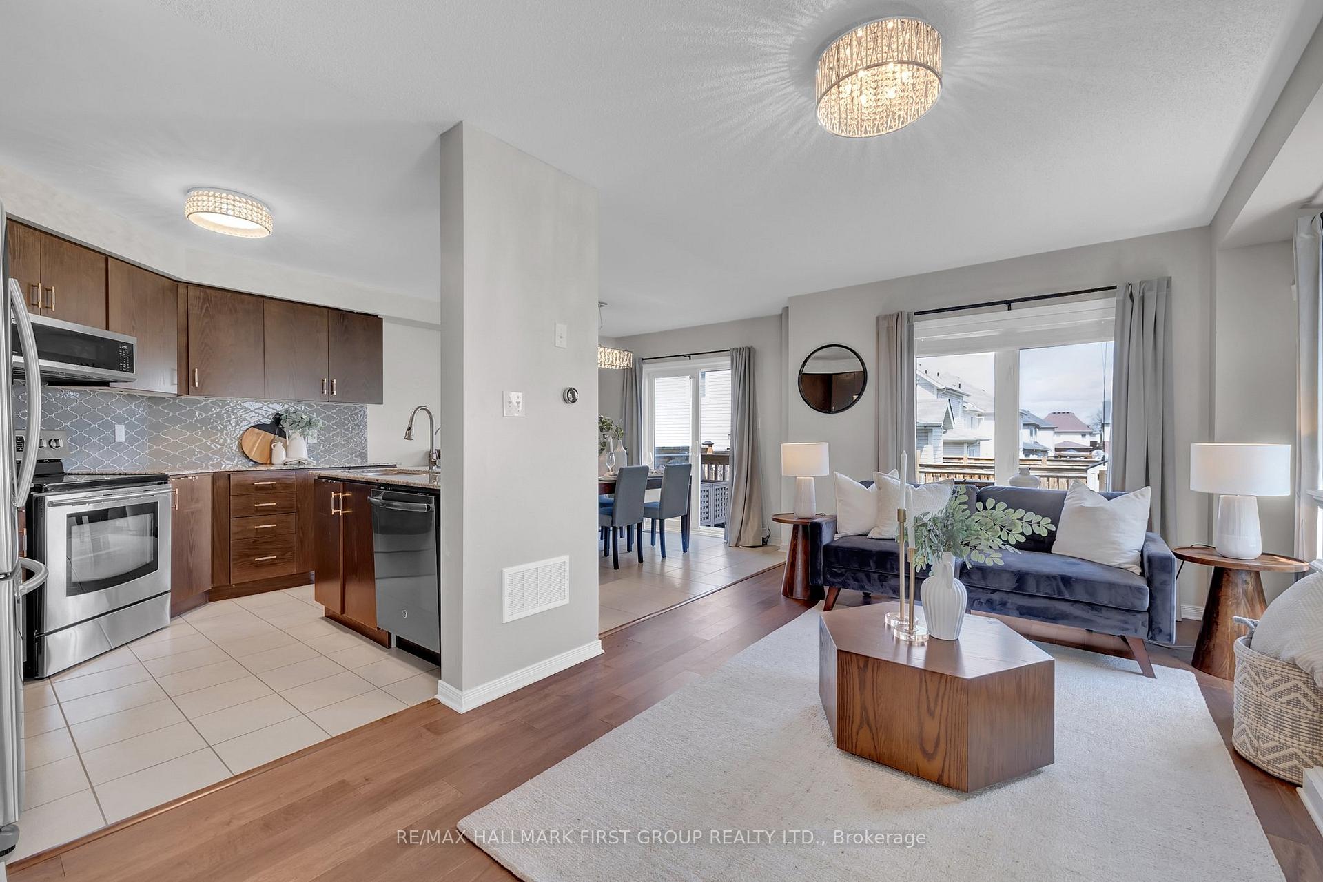 Photo 2 of 78 Richard Davies Crescent, Clarington, Bowmanville — HOMEH