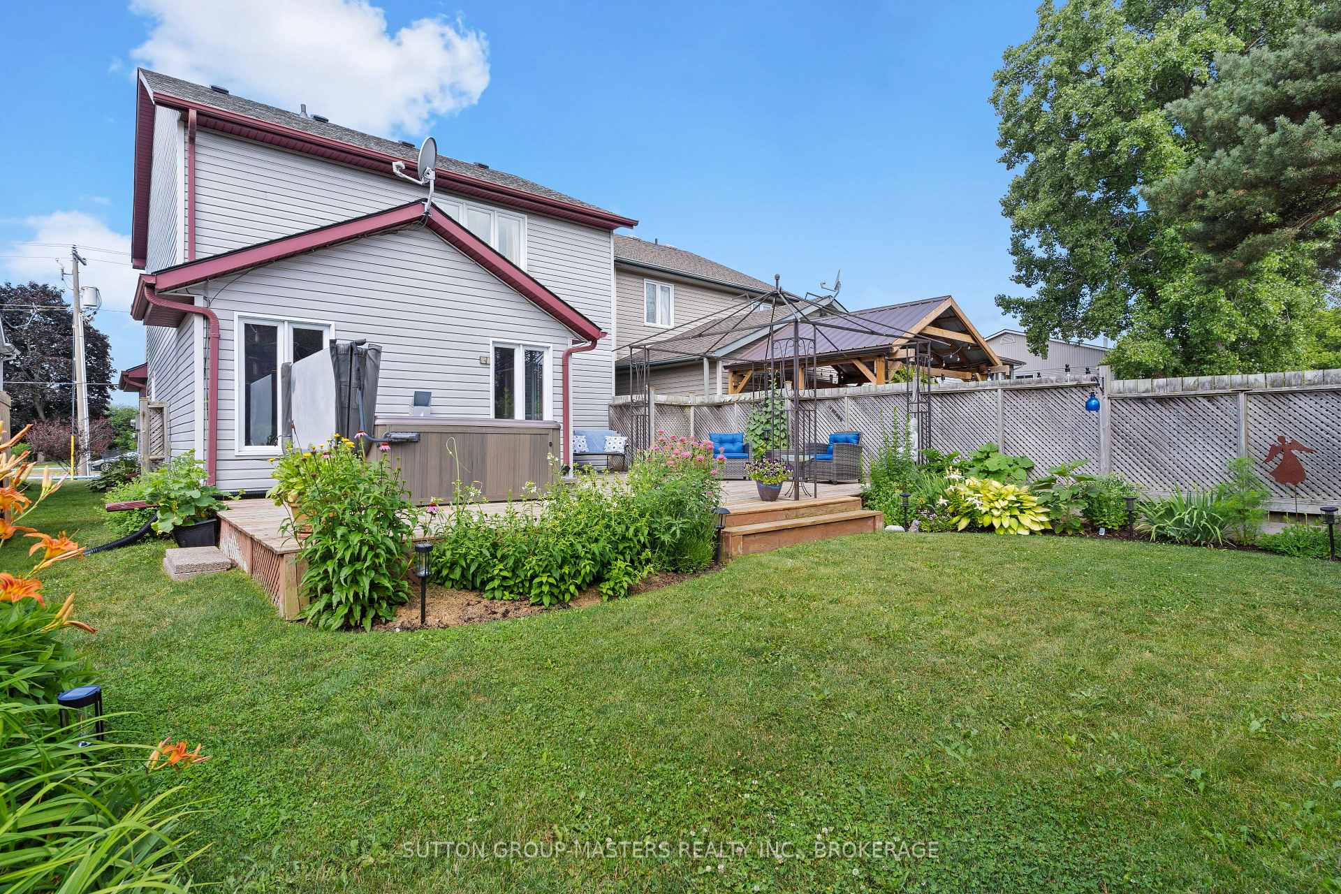 Photo 23 of 122 Sir John Johnson Drive, Loyalist, Bath — HOMEH