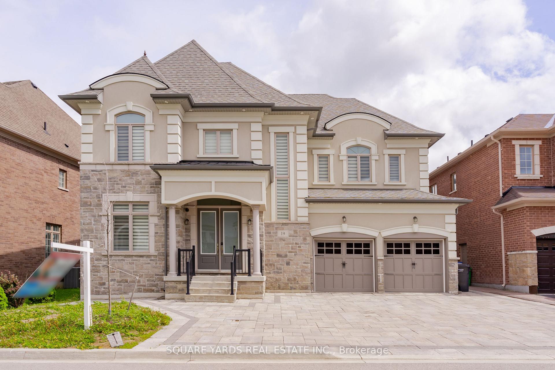 Front of 19 Cloverhaven Road