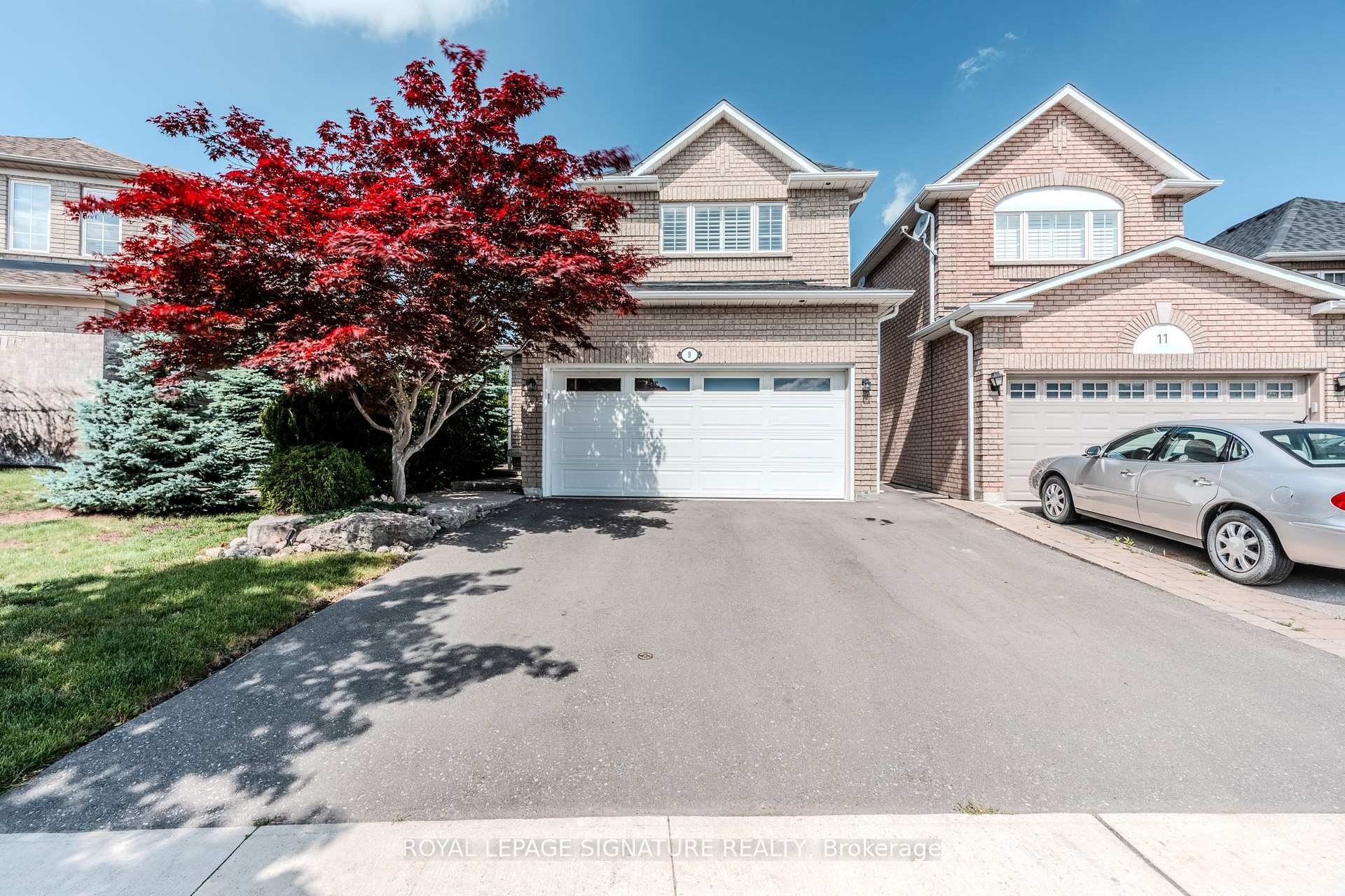 Photo 1 of 9 Humbershed Crescent, Caledon, Bolton West — HOMEH