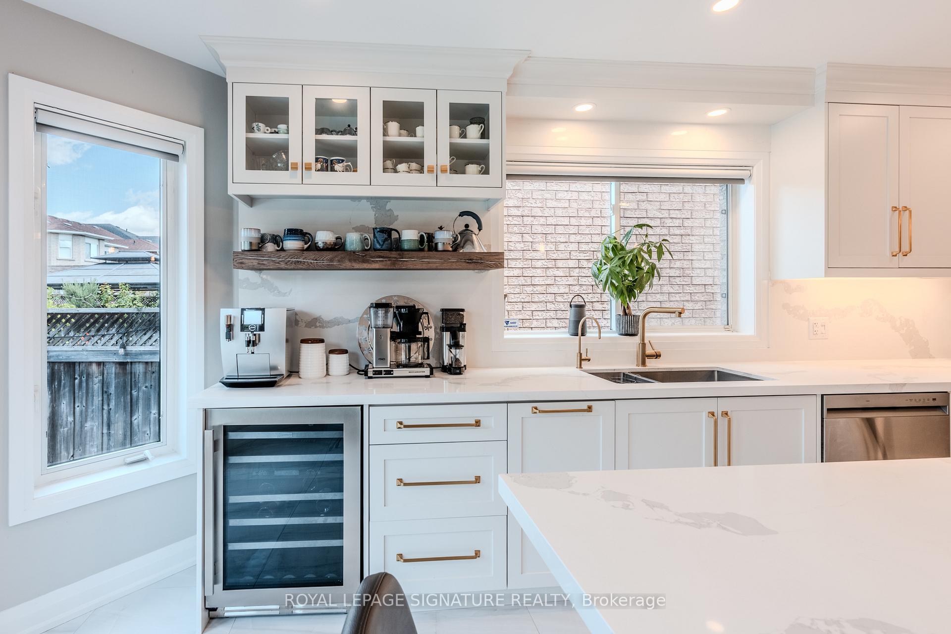 Photo 6 of 9 Humbershed Crescent, Caledon, Bolton West — HOMEH
