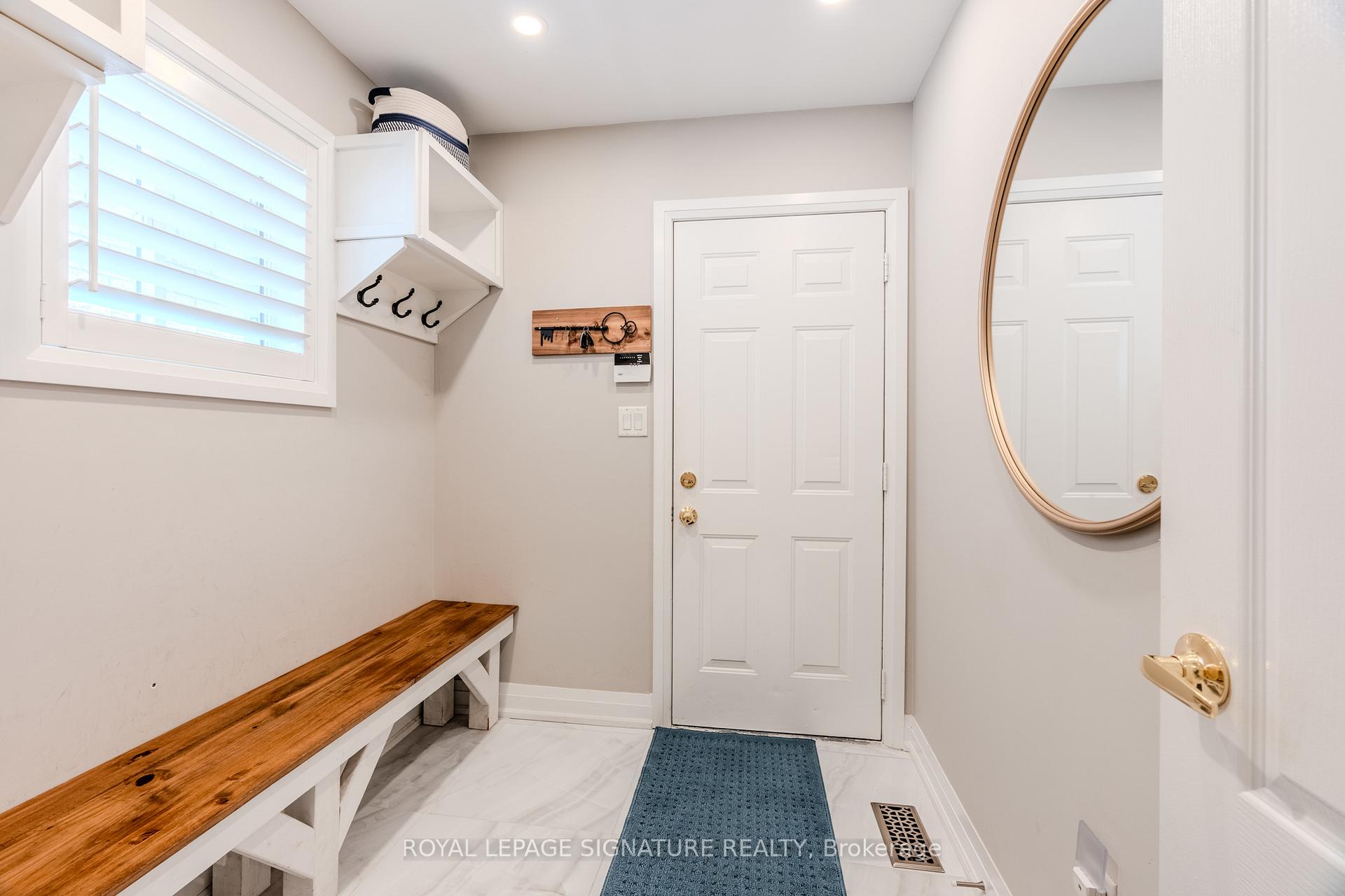 Photo 8 of 9 Humbershed Crescent, Caledon, Bolton West — HOMEH