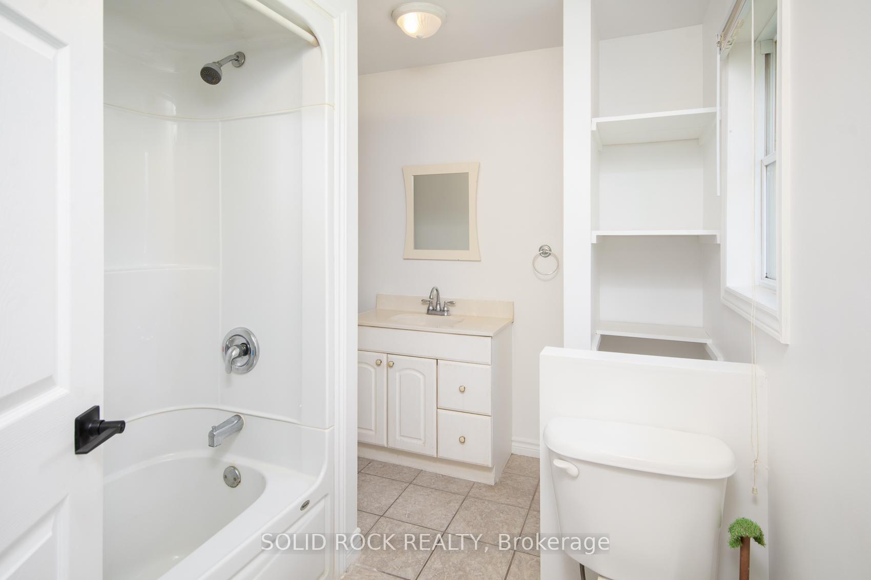 Photo 12 of 3230 Yorks Corners Road, Ottawa, Metcalfe — HOMEH