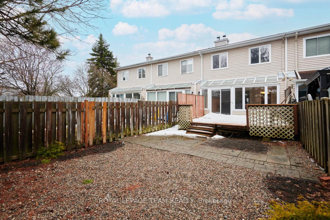 Photo 25 of 55 Hummingbird Crescent W, Ottawa, Barrhaven - Cedargrove/Fraserdale — HOMEH