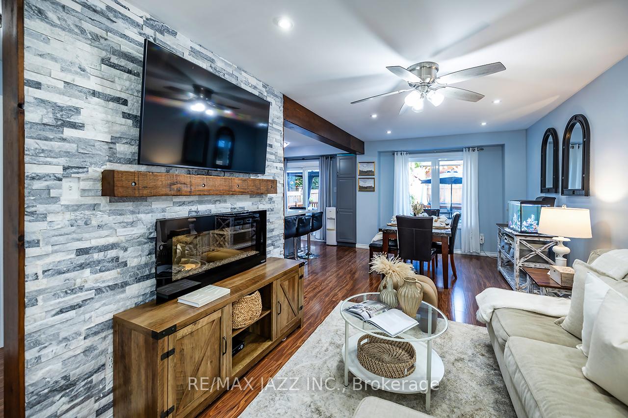 Photo 8 of 53 Vail Meadows Crescent, Clarington, Bowmanville — HOMEH