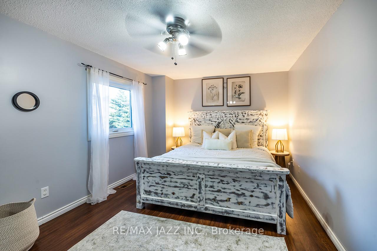 Photo 11 of 53 Vail Meadows Crescent, Clarington, Bowmanville — HOMEH