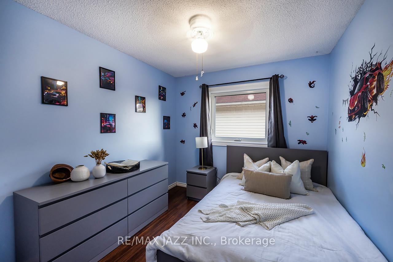Photo 15 of 53 Vail Meadows Crescent, Clarington, Bowmanville — HOMEH