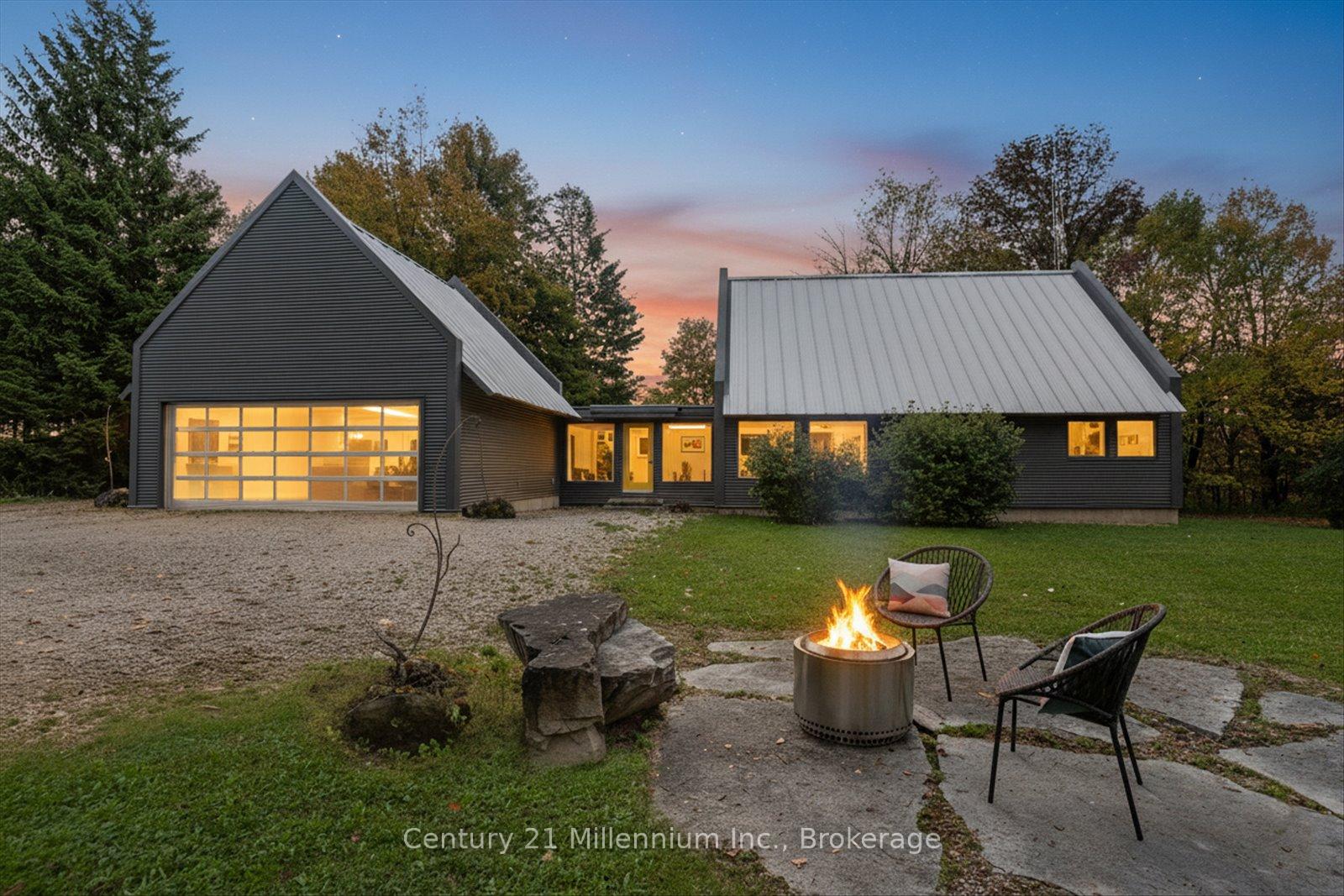 Front of 360592 Road 160