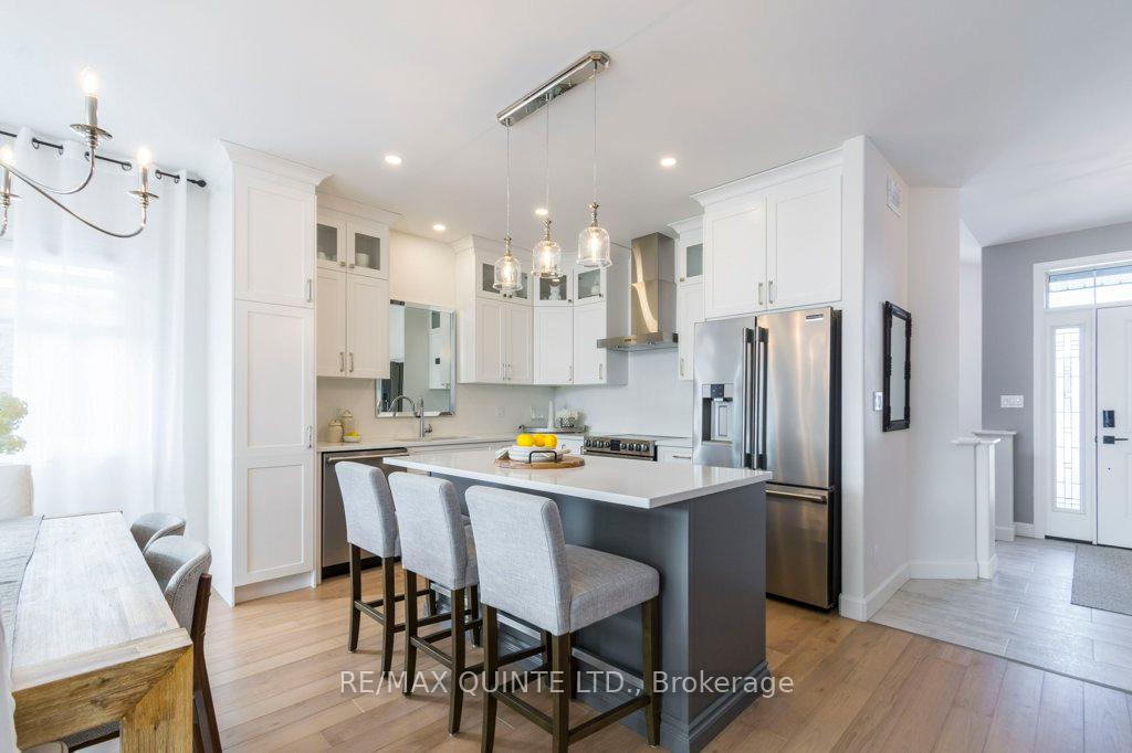 Photo 9 of 41 Covington Crescent, Belleville, Thurlow Ward — HOMEH
