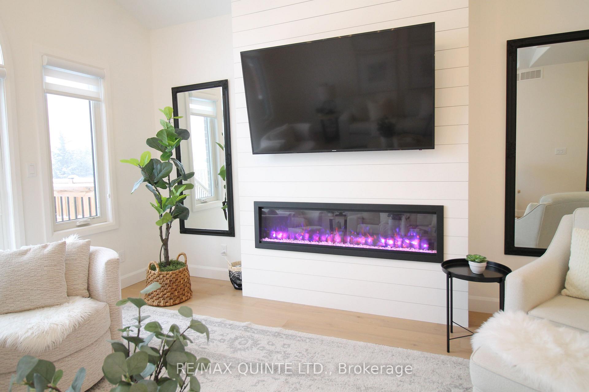 Photo 17 of 41 Covington Crescent, Belleville, Thurlow Ward — HOMEH