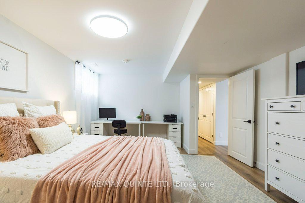 Photo 32 of 41 Covington Crescent, Belleville, Thurlow Ward — HOMEH