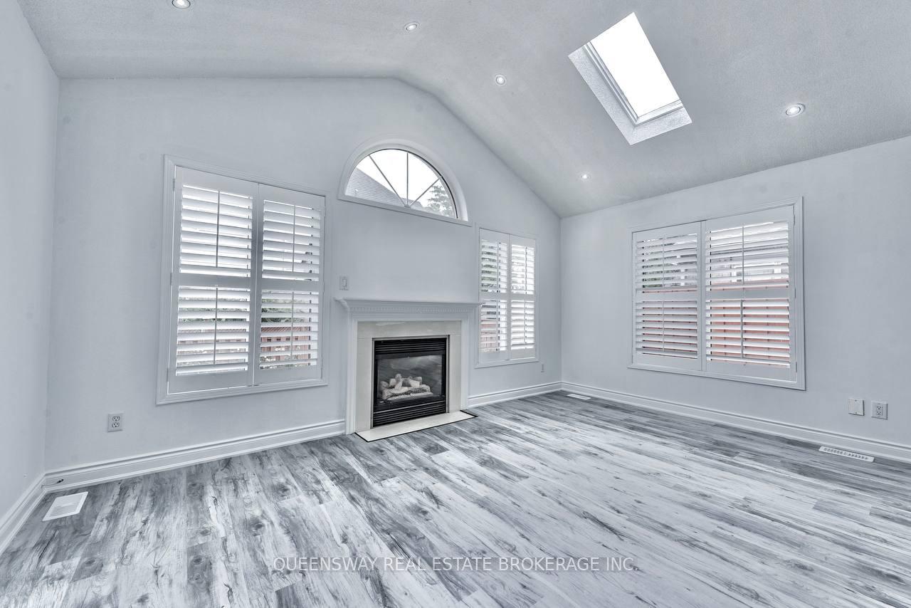 Photo 15 of 12 Dandelion Road, Brampton, Sandringham-Wellington — HOMEH