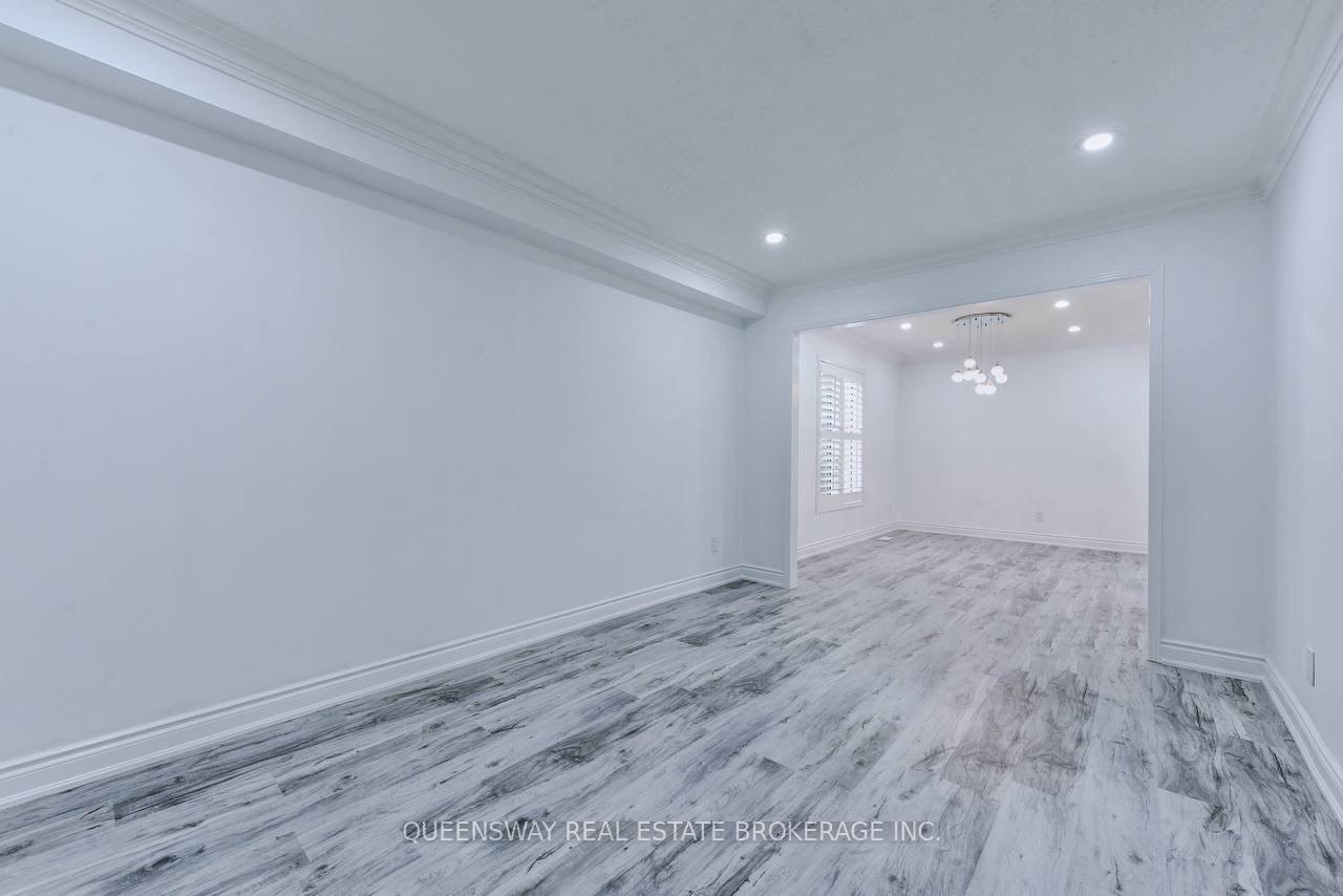 Photo 21 of 12 Dandelion Road, Brampton, Sandringham-Wellington — HOMEH