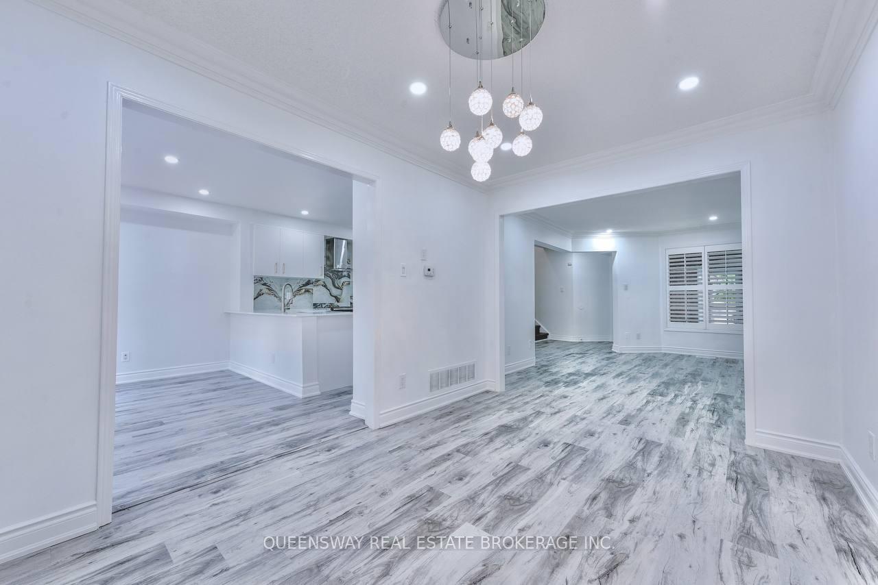 Photo 24 of 12 Dandelion Road, Brampton, Sandringham-Wellington — HOMEH