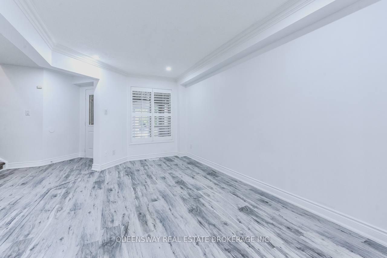 Photo 25 of 12 Dandelion Road, Brampton, Sandringham-Wellington — HOMEH