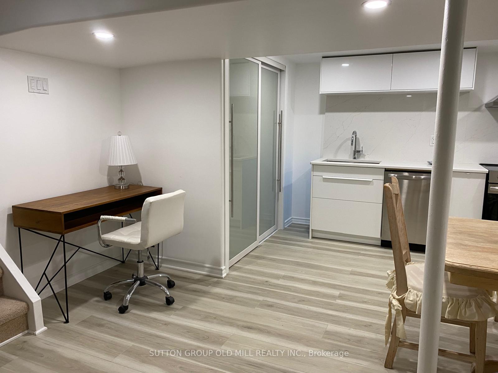 Photo 6 of Unit Split Unit, 14 Evergreen Drive, Guelph, Kortright East — HOMEH