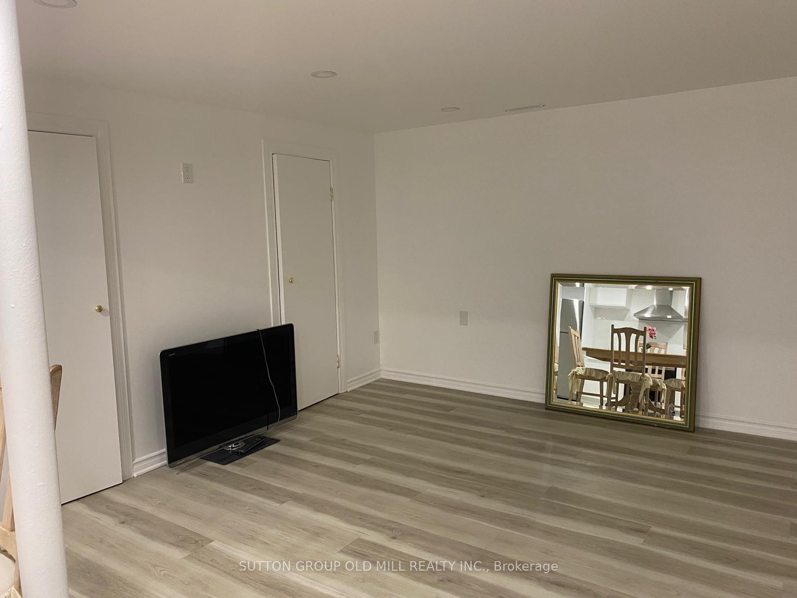 Photo 8 of Unit Split Unit, 14 Evergreen Drive, Guelph, Kortright East — HOMEH