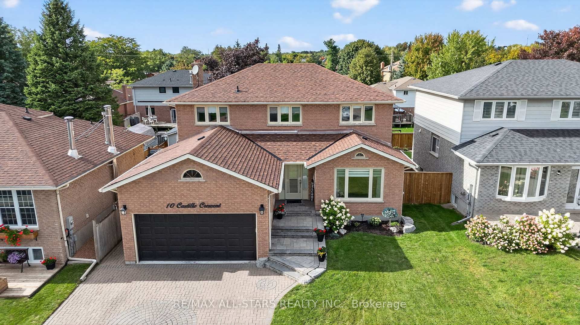 Photo 1 of 10 Castille Crescent, Georgina, Keswick South — HOMEH