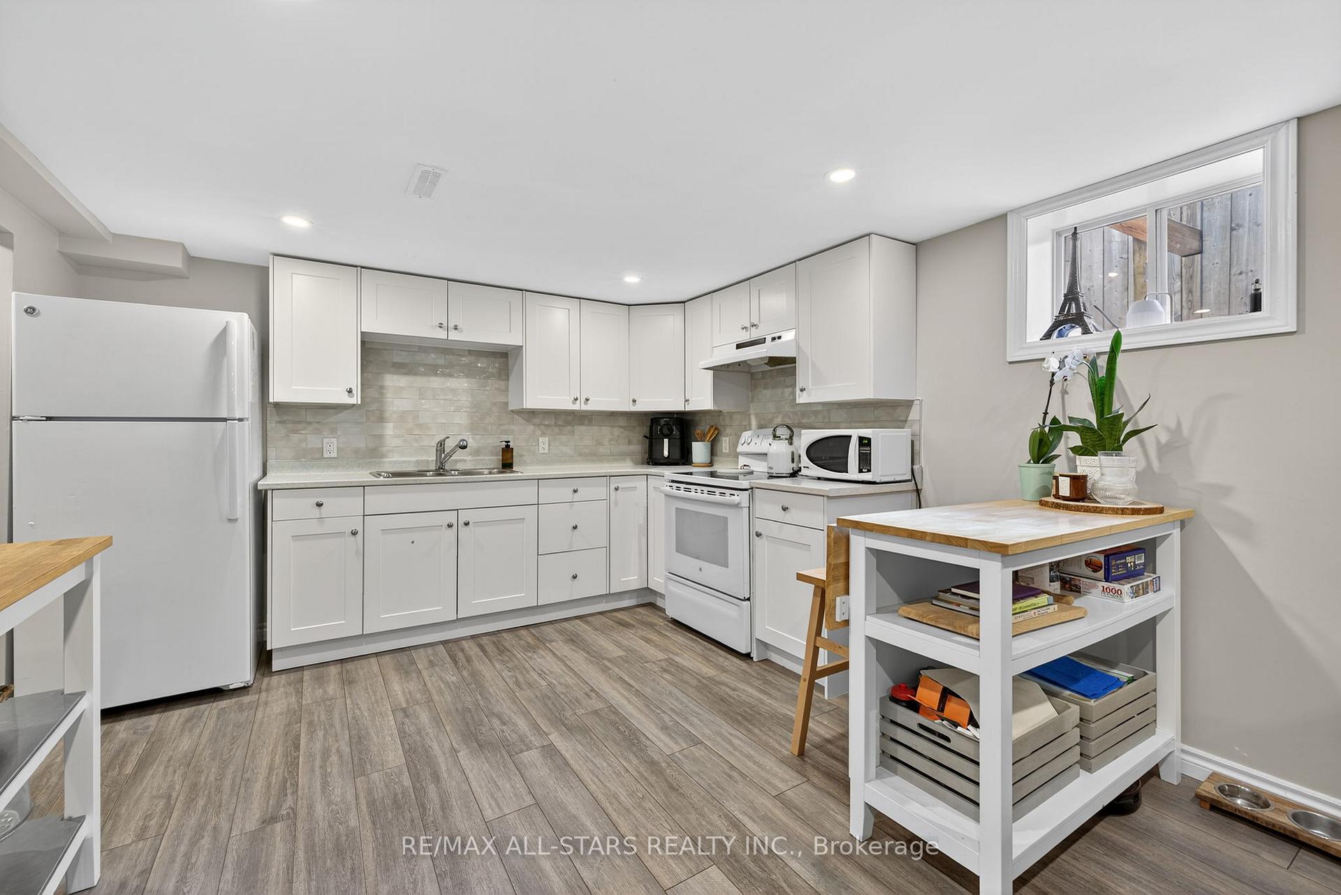 Photo 31 of 10 Castille Crescent, Georgina, Keswick South — HOMEH
