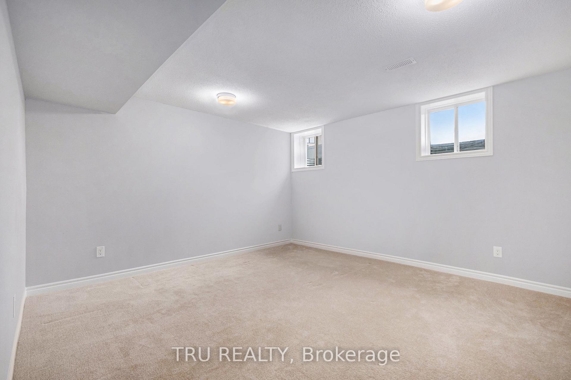 Photo 33 of 34 Lentago Avenue, Ottawa, Barrhaven - Half Moon Bay — HOMEH