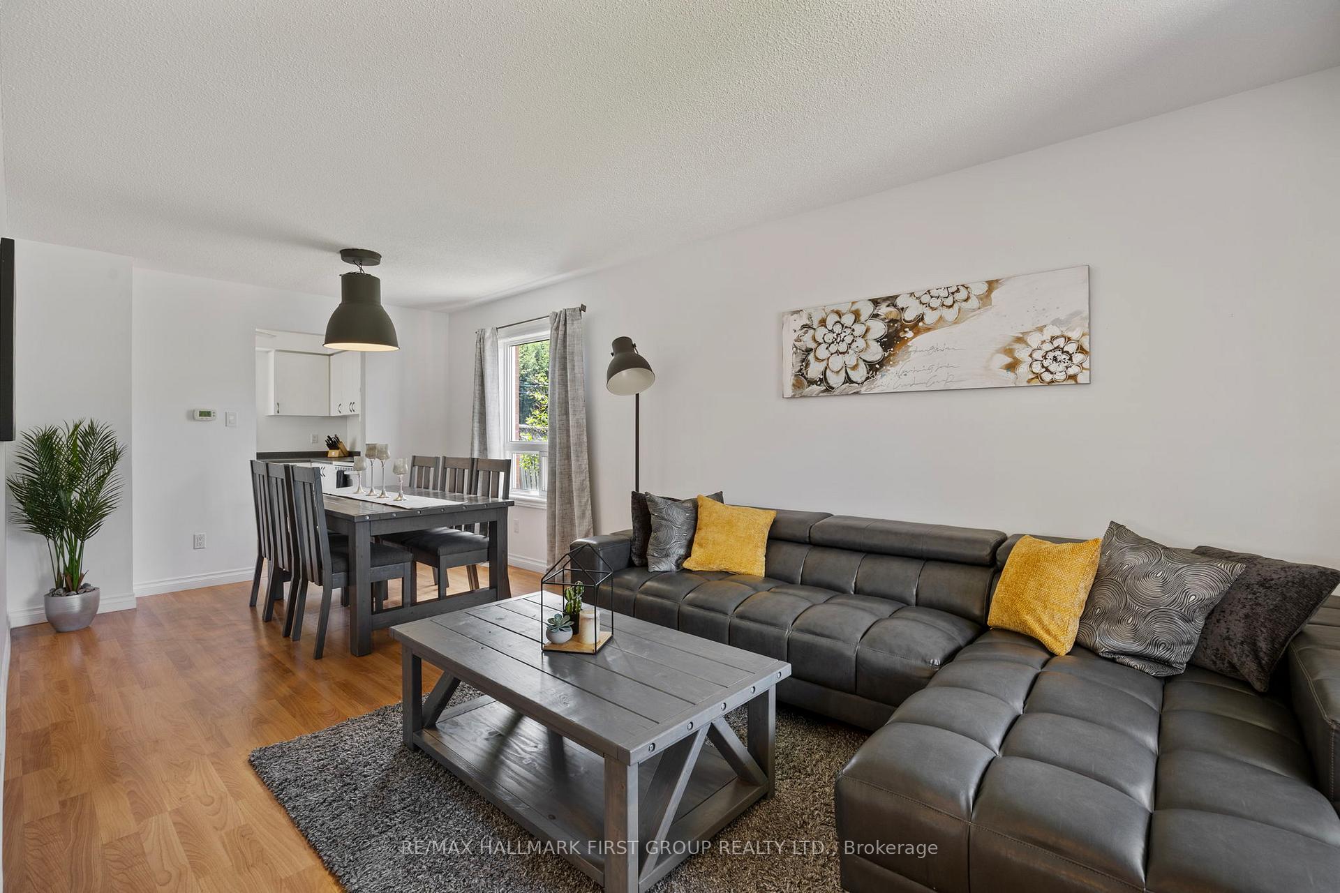 Photo 8 of 111 Clayton Crescent, Clarington, Bowmanville — HOMEH