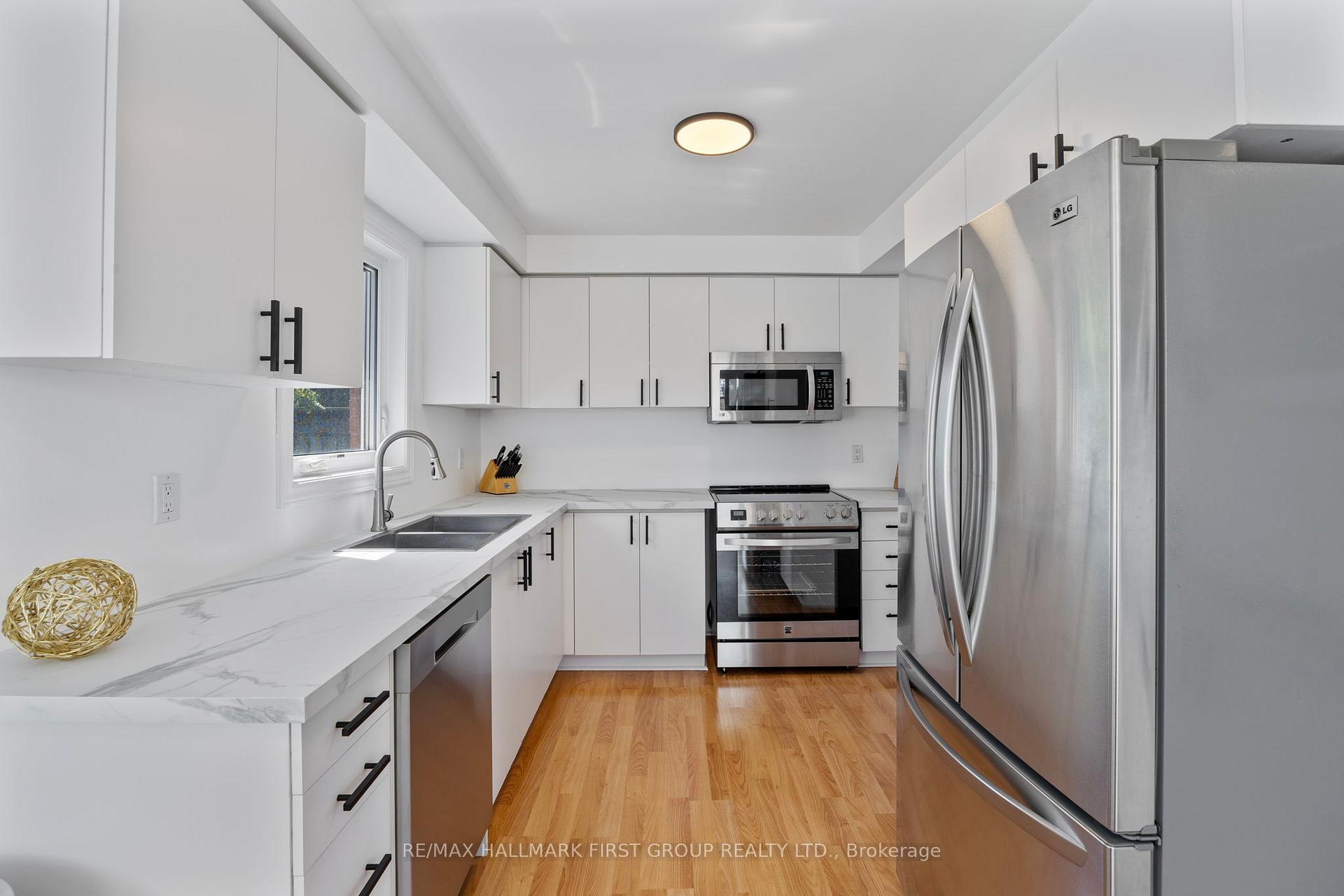 Photo 17 of 111 Clayton Crescent, Clarington, Bowmanville — HOMEH