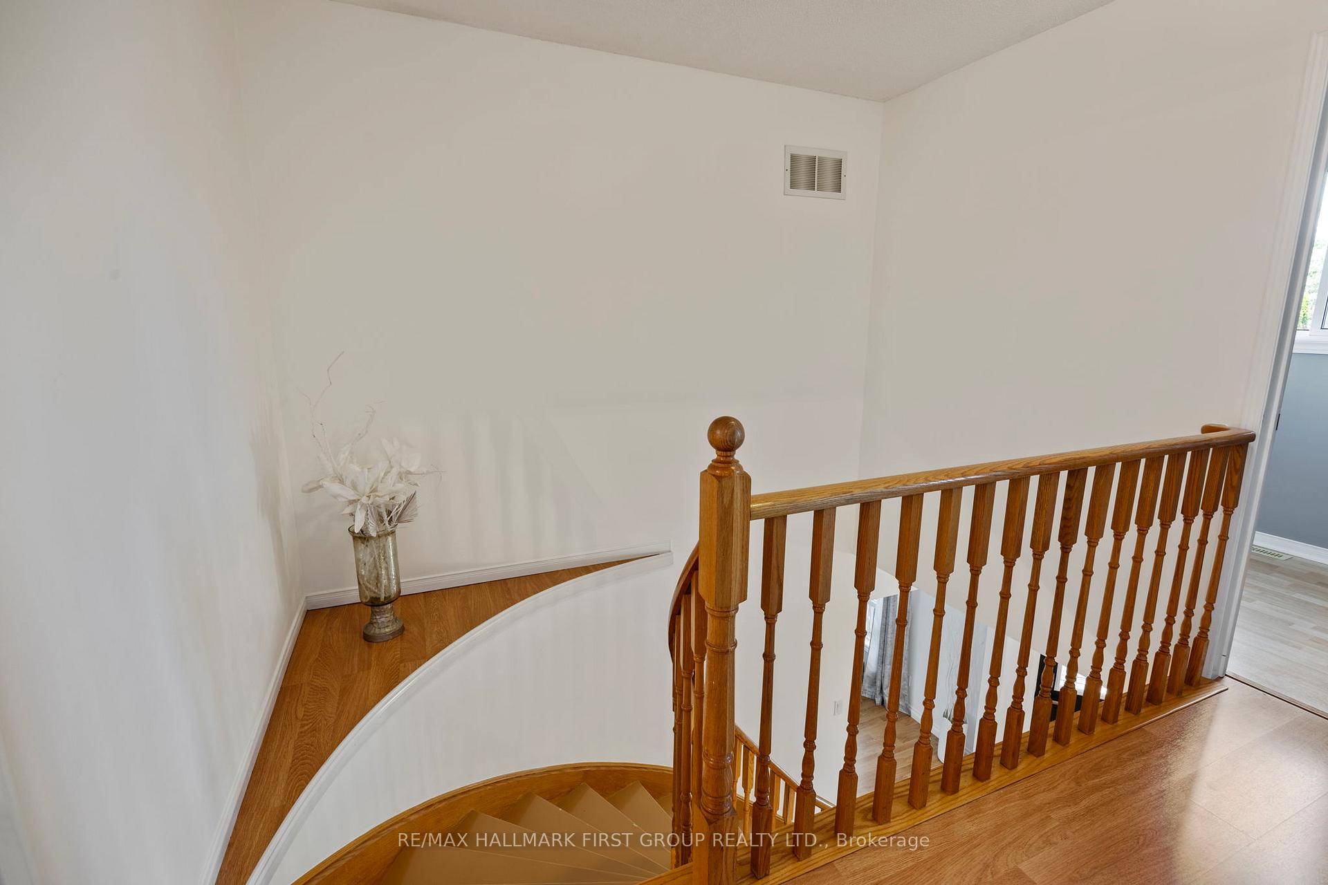 Photo 23 of 111 Clayton Crescent, Clarington, Bowmanville — HOMEH
