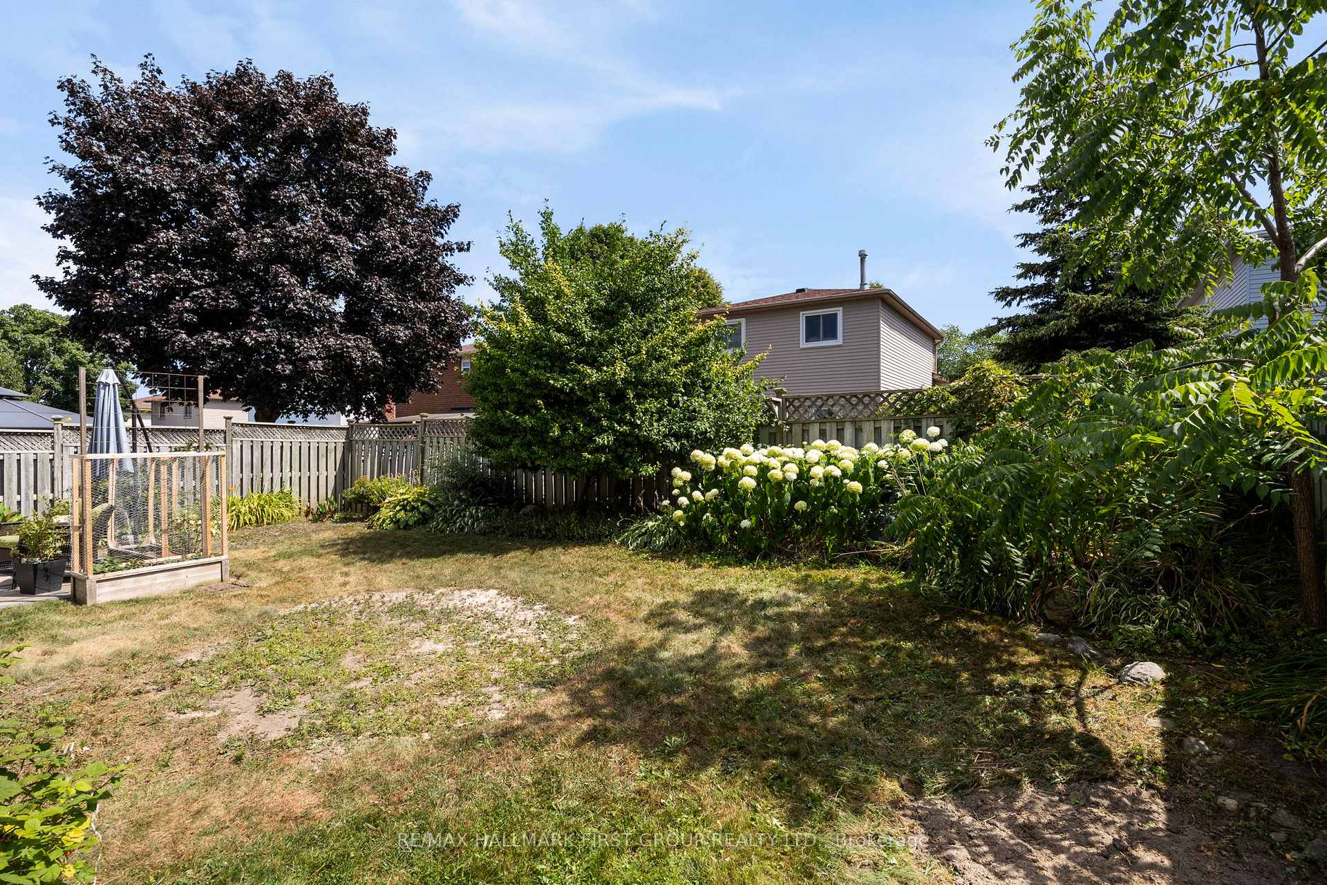 Photo 42 of 111 Clayton Crescent, Clarington, Bowmanville — HOMEH