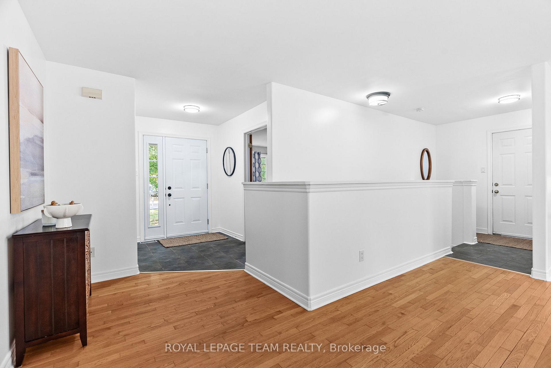 Photo 5 of 3309 Wild Cherry Drive, Ottawa, Osgoode — HOMEH