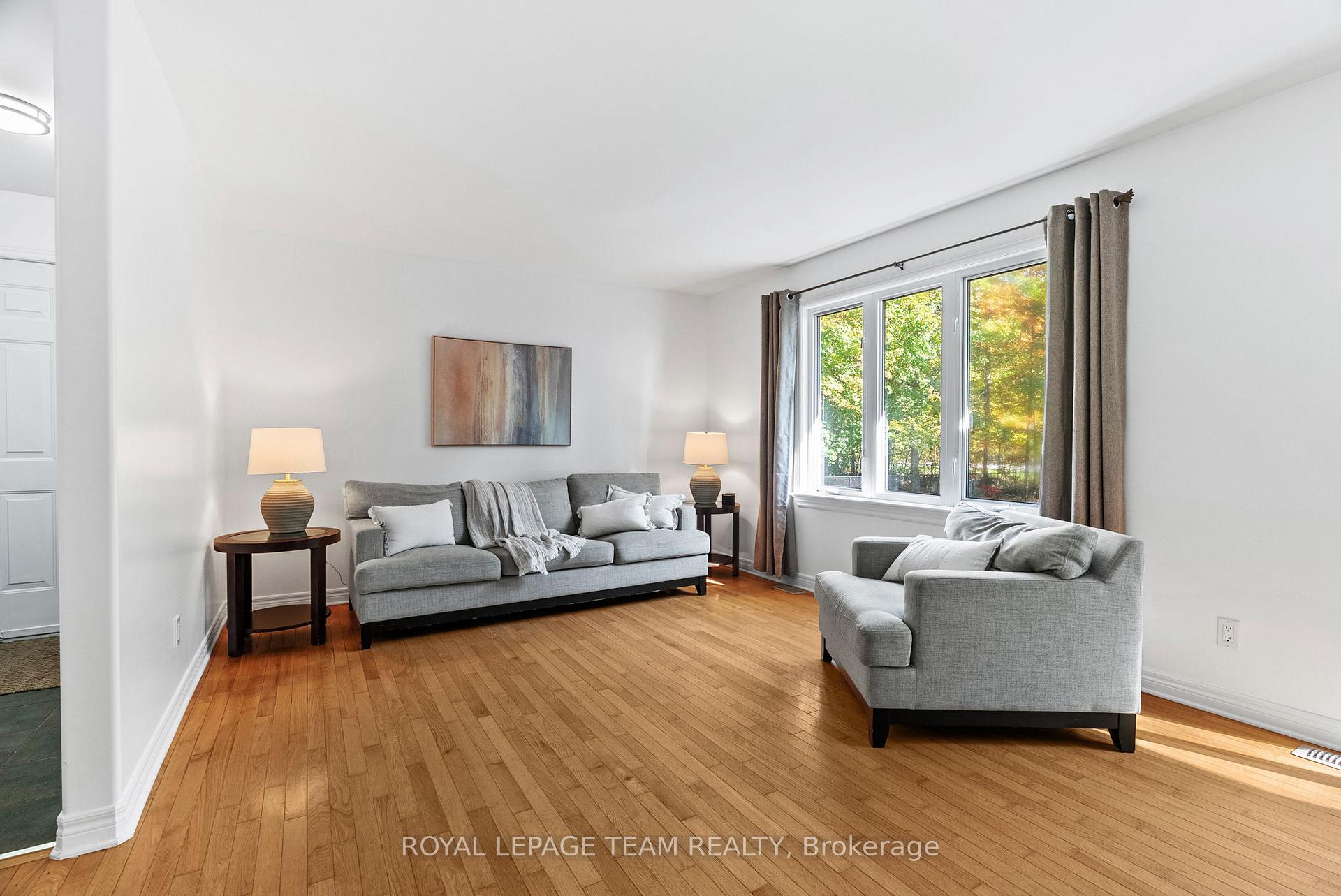 Photo 13 of 3309 Wild Cherry Drive, Ottawa, Osgoode — HOMEH