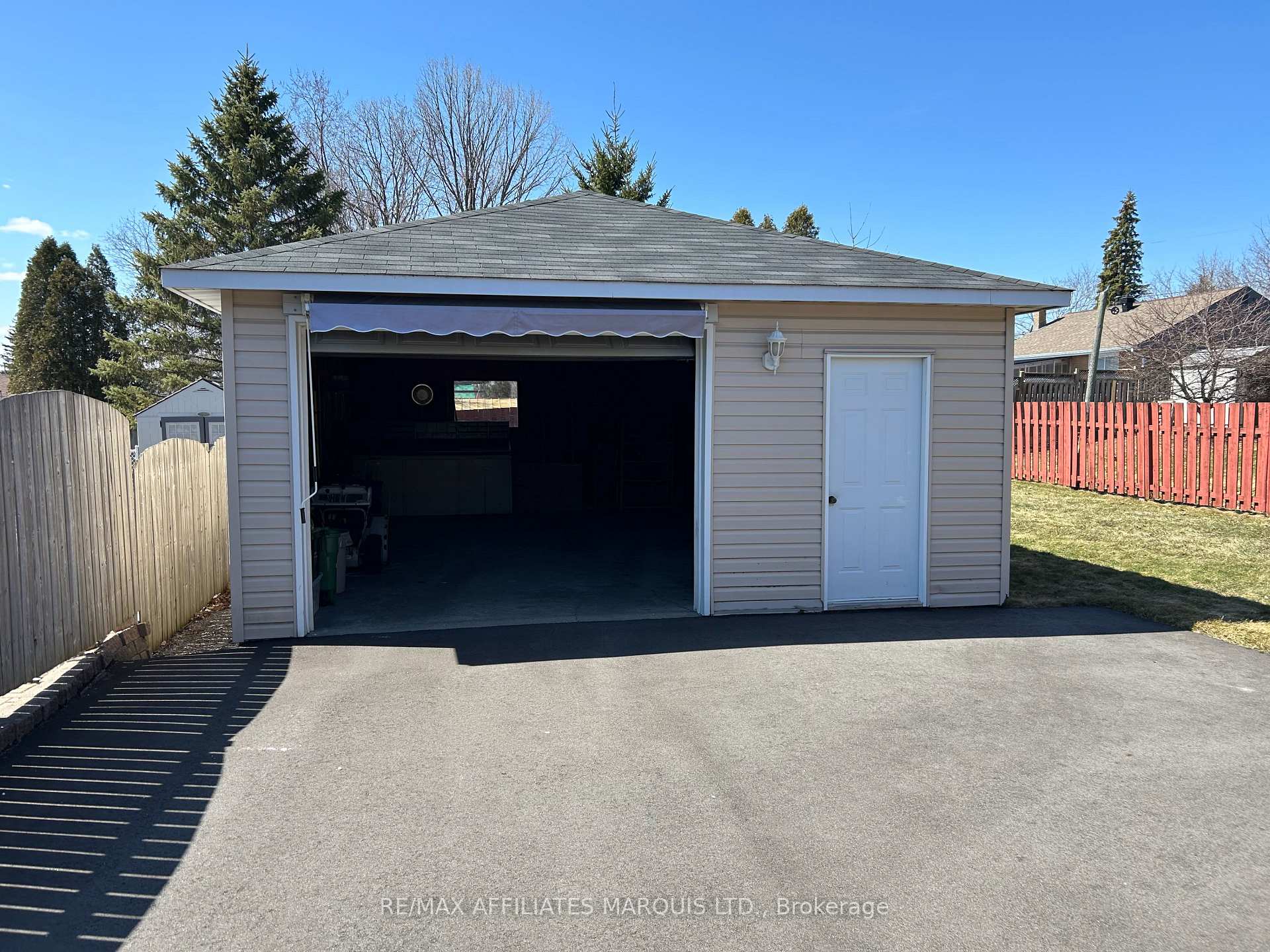 Photo 12 of 406 Susan Avenue, Cornwall — HOMEH