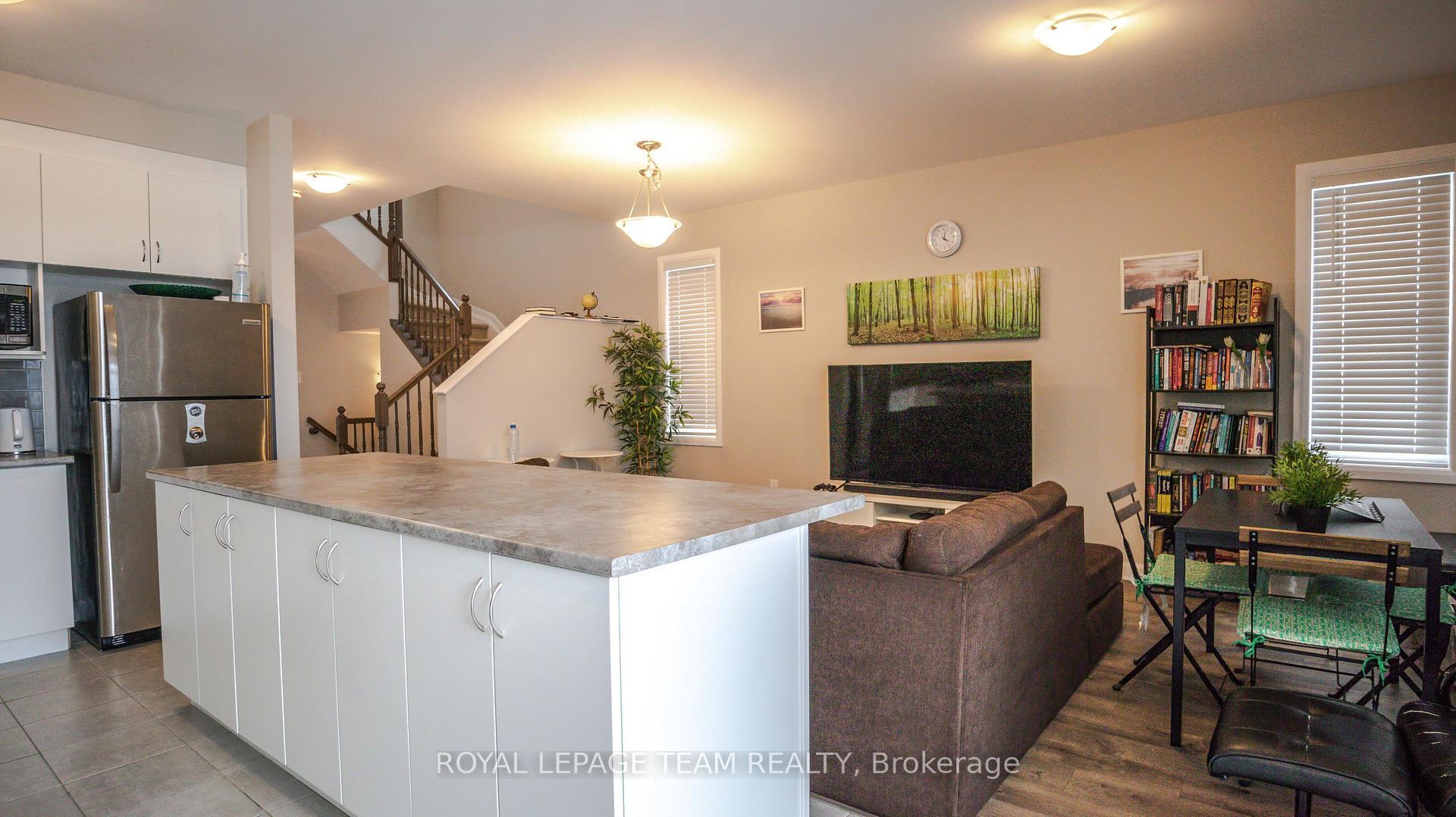 Photo 6 of 103 Aura Avenue, Ottawa, Barrhaven - Heritage Park — HOMEH