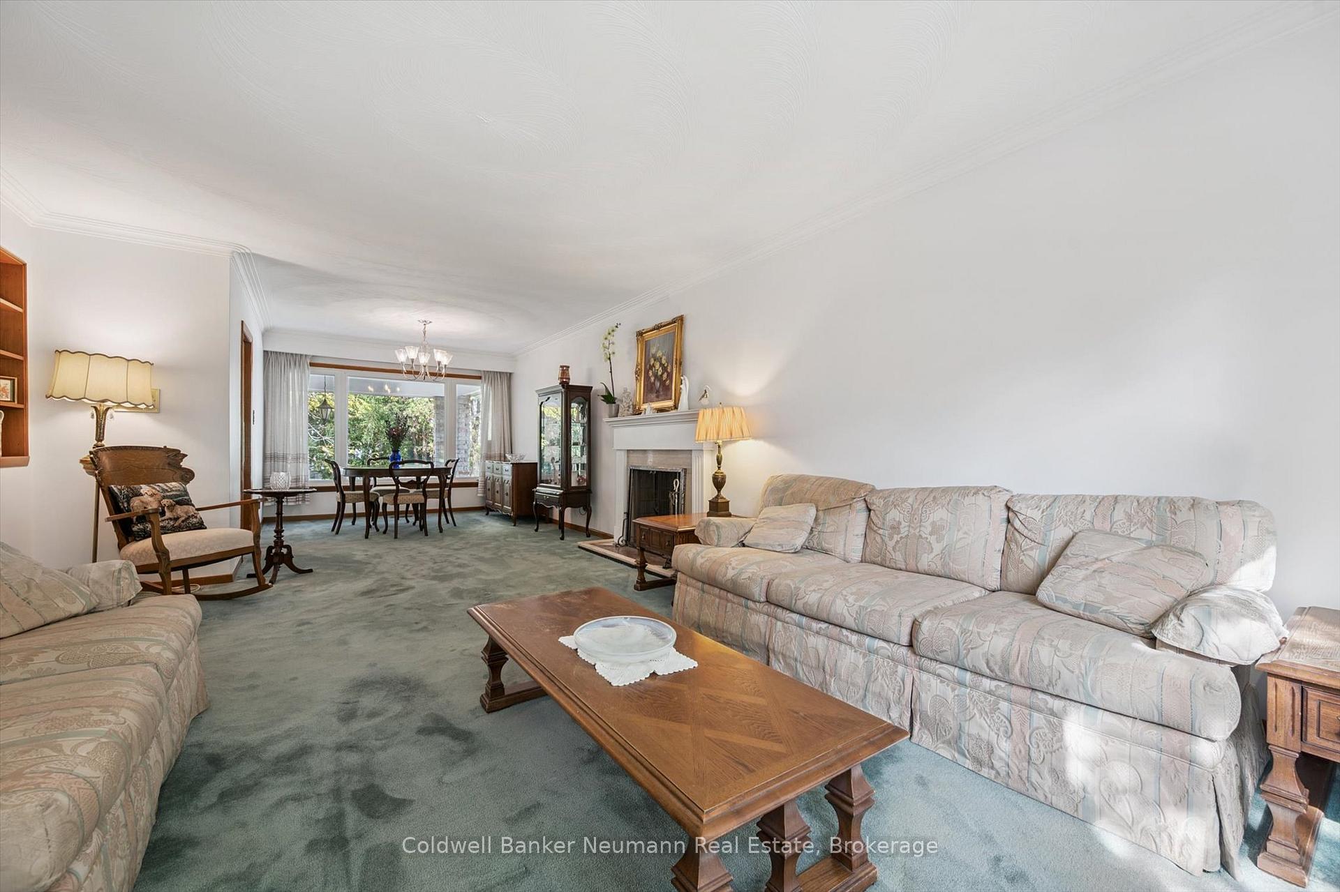 Photo 14 of 25 Oak Street, Guelph, Kortright West — HOMEH