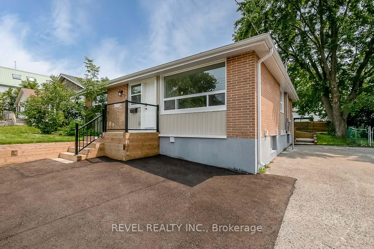 Photo 3 of Unit Lower, 73 Queen Street, Barrie, Codrington — HOMEH
