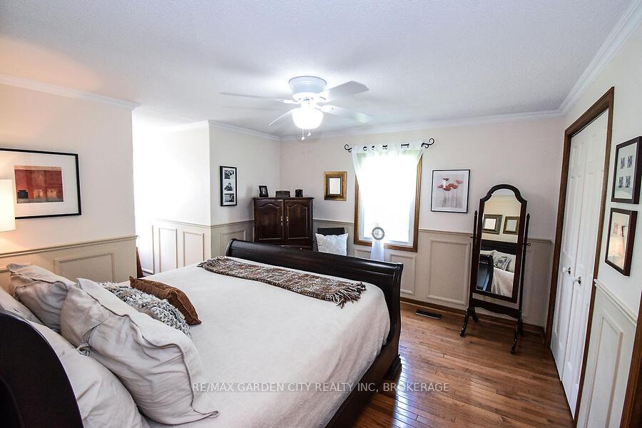 Photo 32 of 631 Mud Street E, Grimsby, Grimsby Escarpment — HOMEH