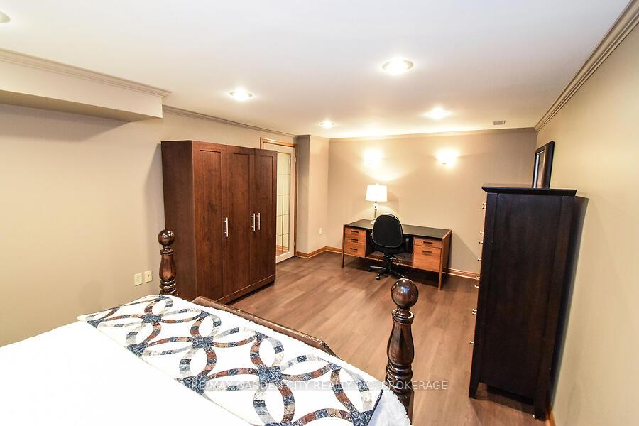 Photo 38 of 631 Mud Street E, Grimsby, Grimsby Escarpment — HOMEH